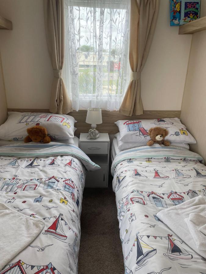 Parkdean Static Caravan On Cherry Tree Holiday Park Great Yarmouth Buitenkant foto